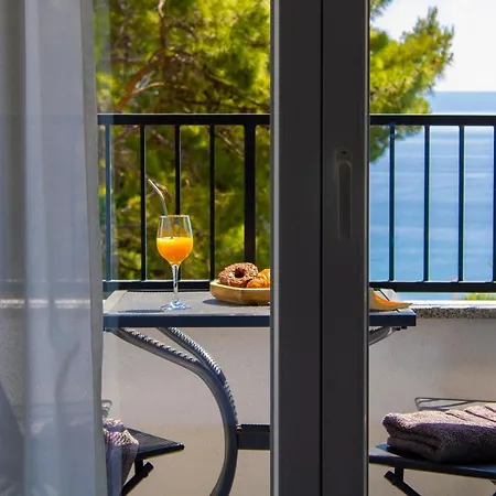 Maris Apartment