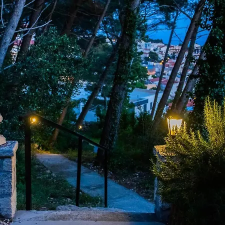 Maris * Baška Voda